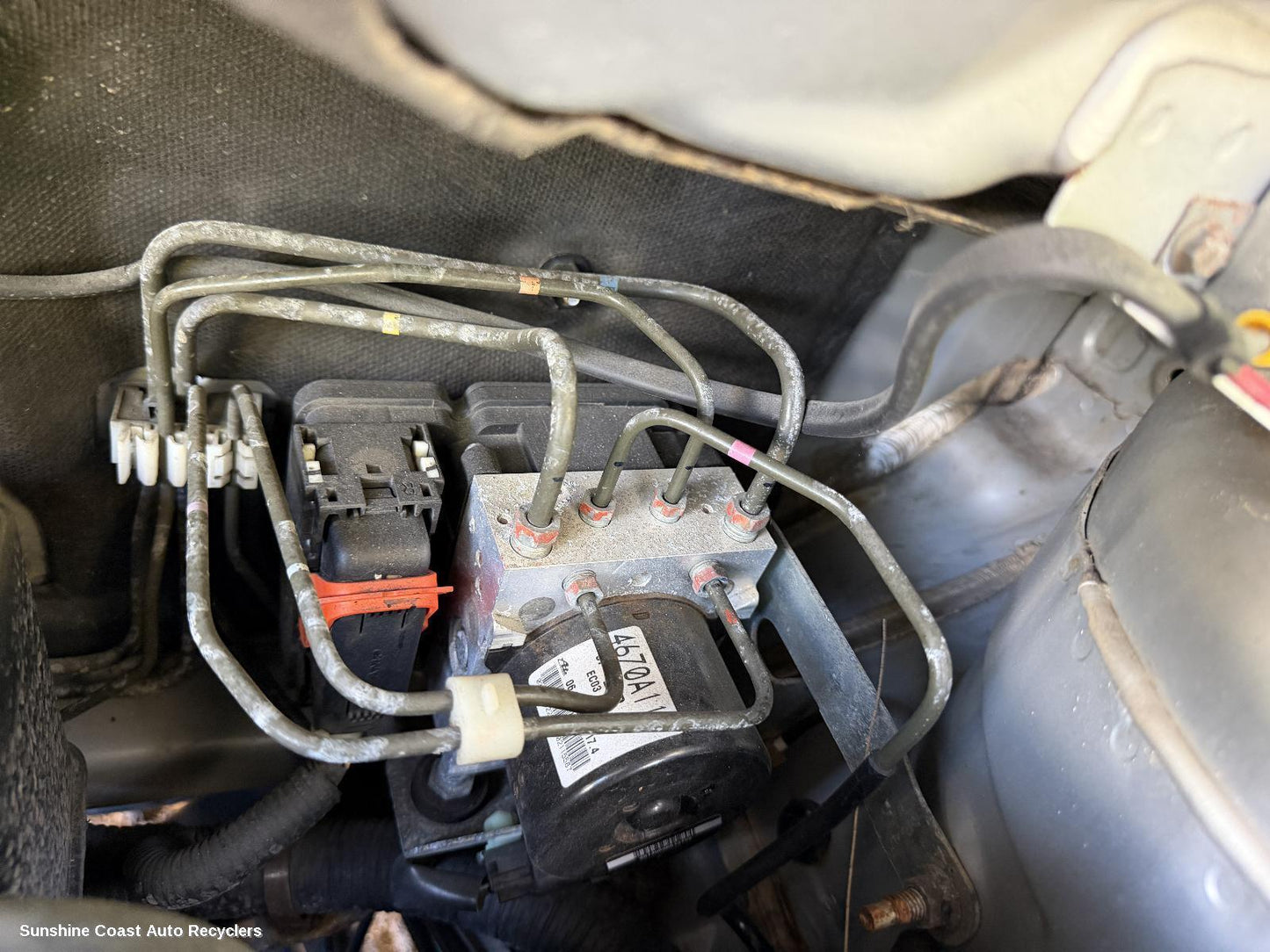 2009-2012 Mitsubishi Outlander Abs Pump Modulator