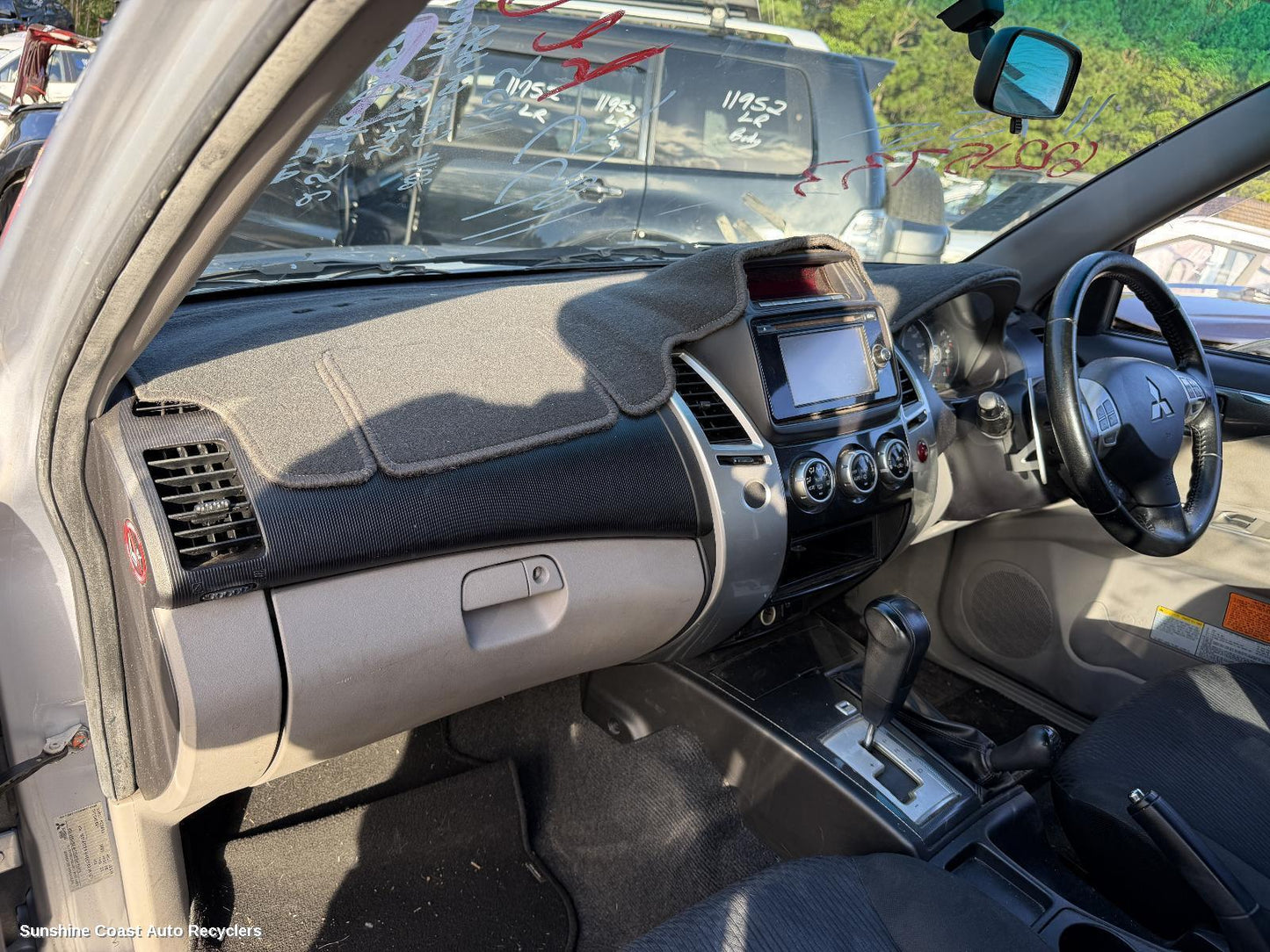 2009-2015 Mitsubishi Challenger Misc