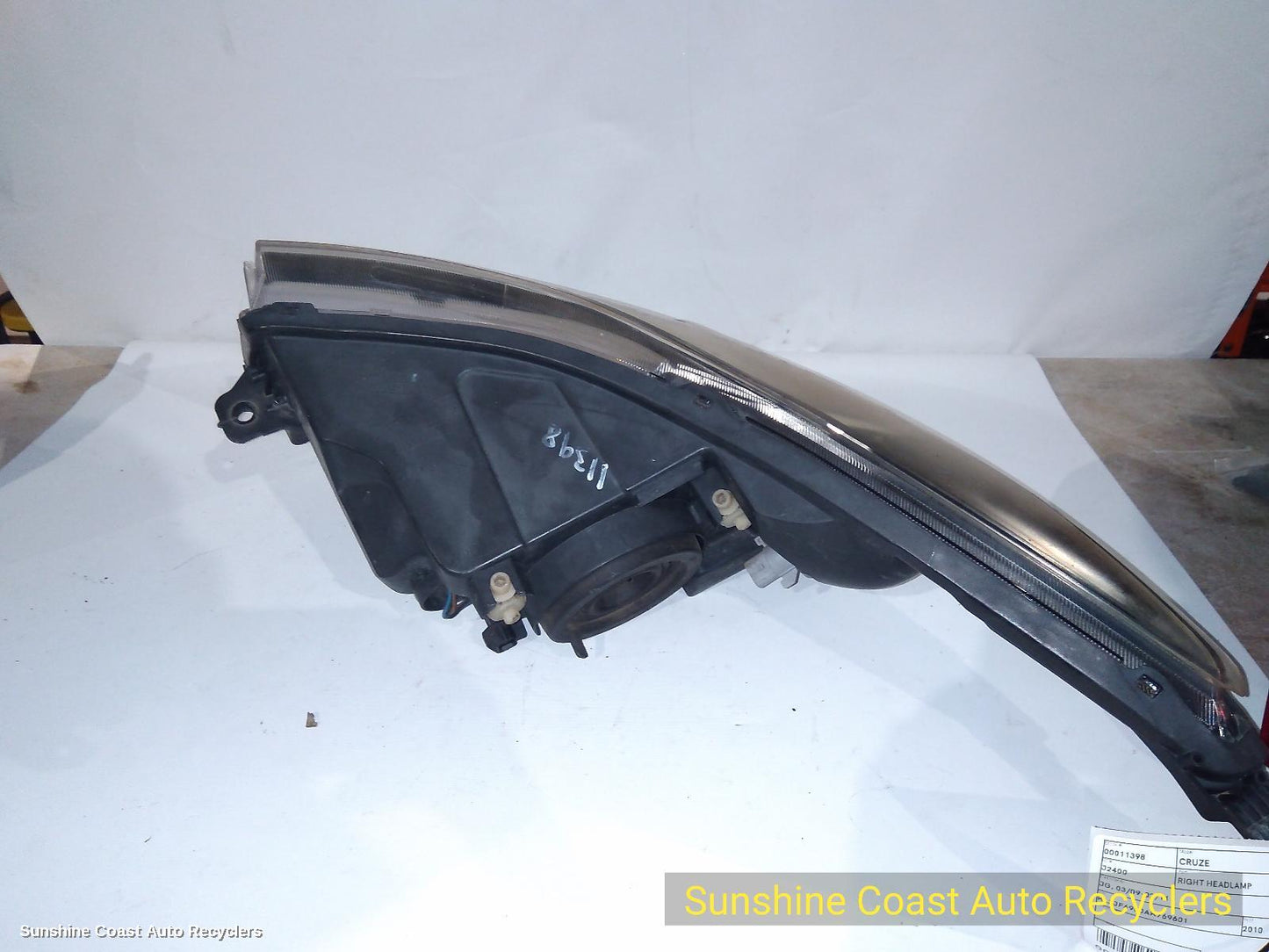 2010 Holden Cruze Right Headlamp