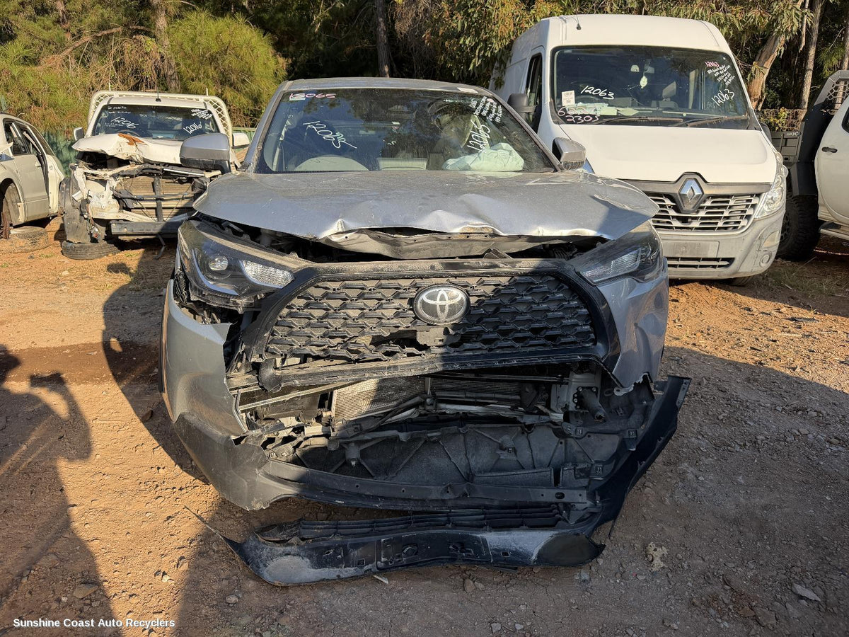 2022-2026 Toyota Corolla Cross Right Front Hub Assembly