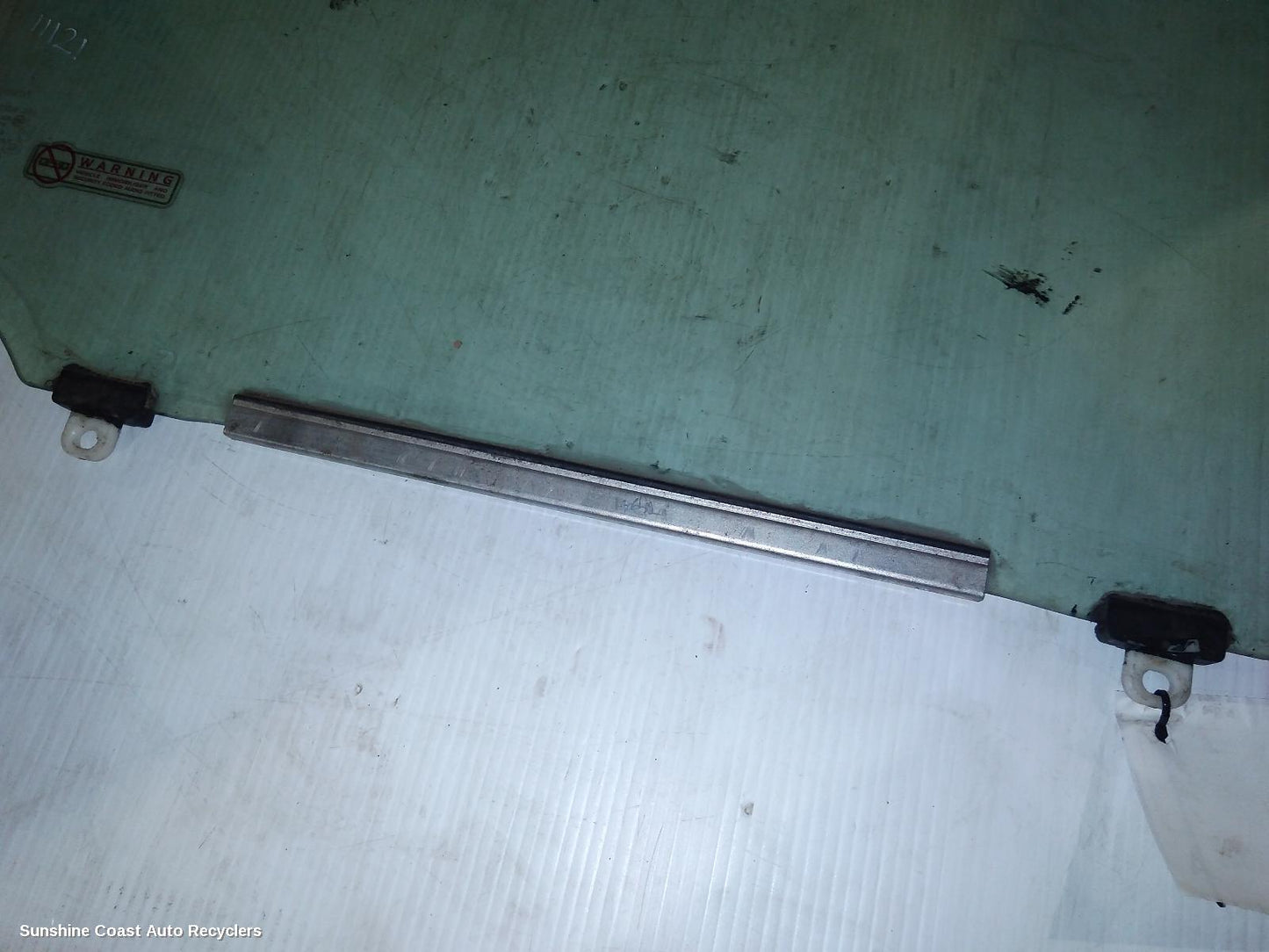 2009 Toyota Rav4 Right Front Door Window
