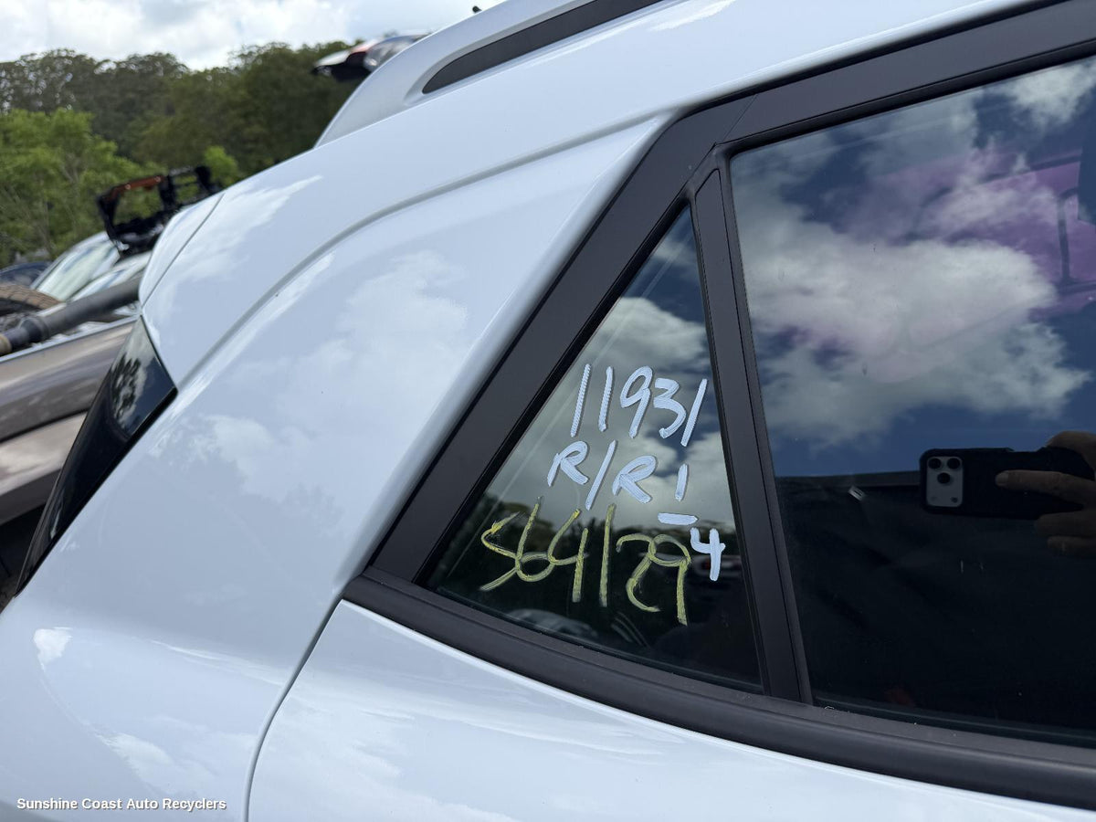 2019-2026 Hyundai Venue Right Rear 1 4 Door Glass