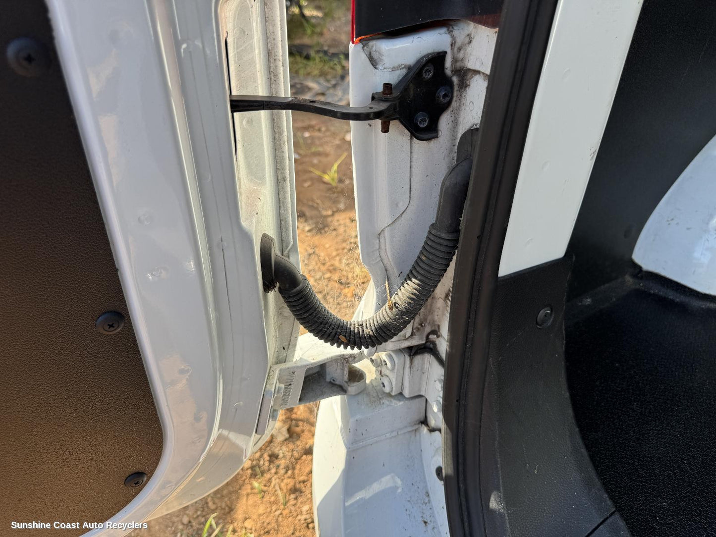 2020 Ldv G10 Bootlid Tgate Hinge