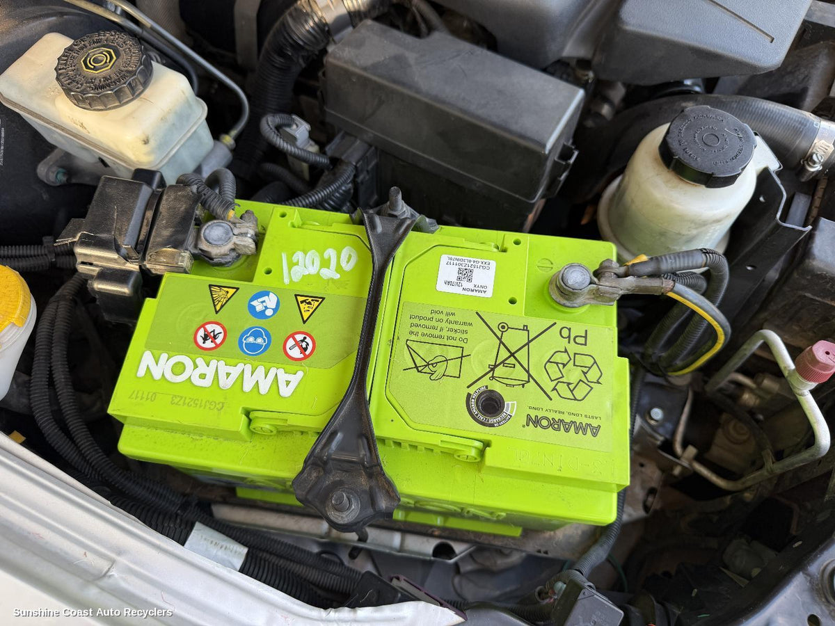 2005-2015 Nissan Navara Battery Terminal