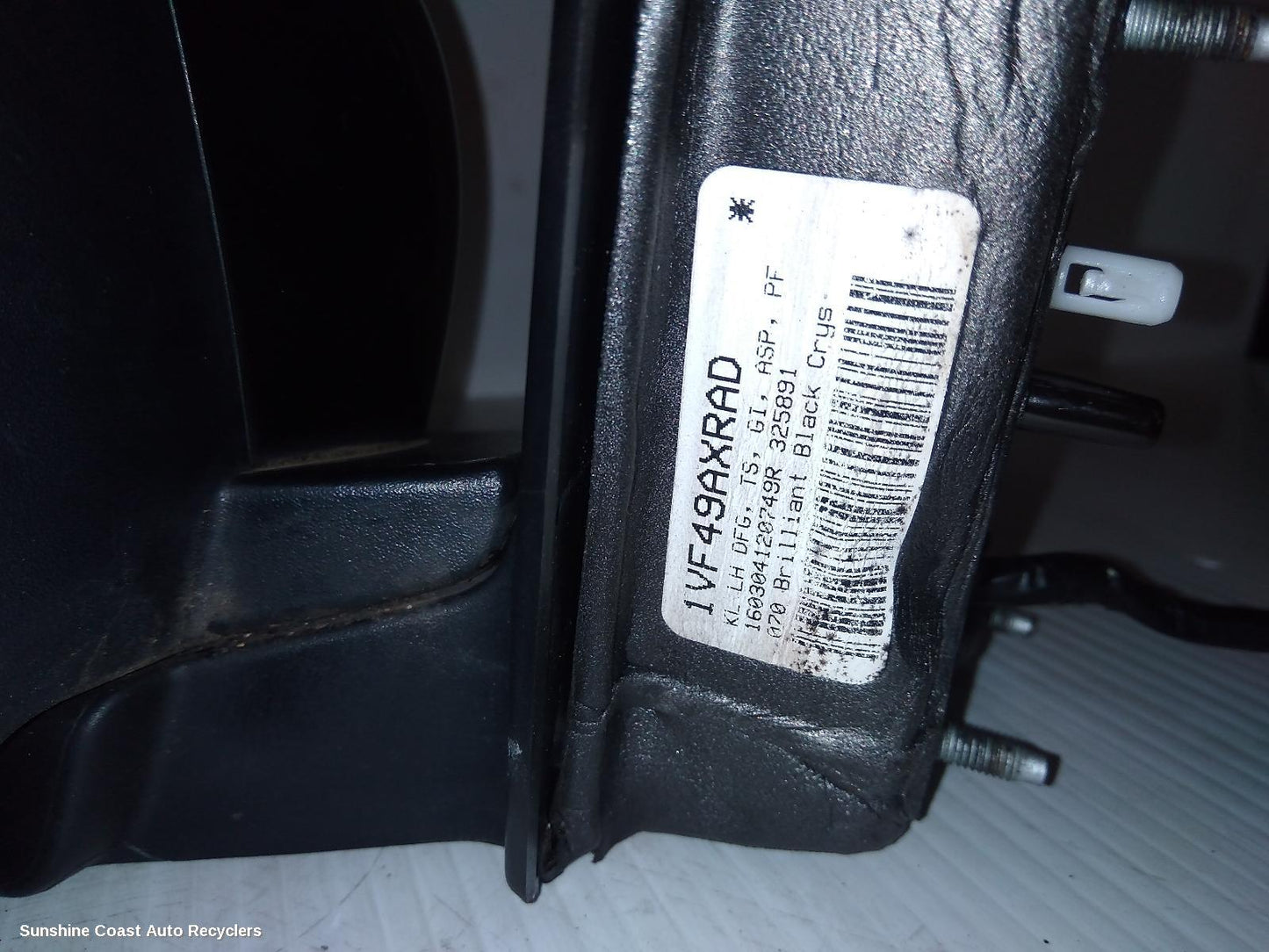 2016 Jeep Cherokee Left Door Mirror