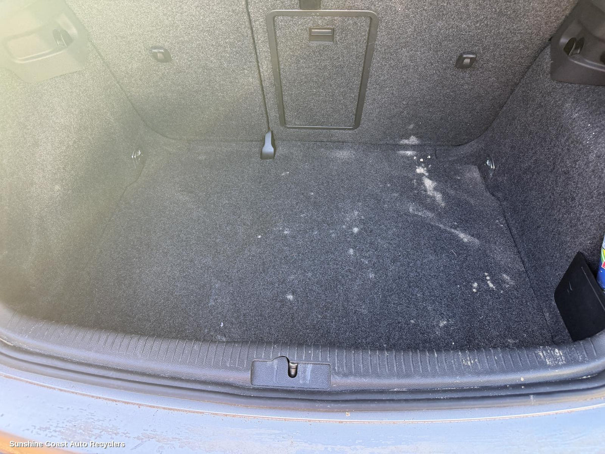 2004-2009 Volkswagen Golf Floor Mats