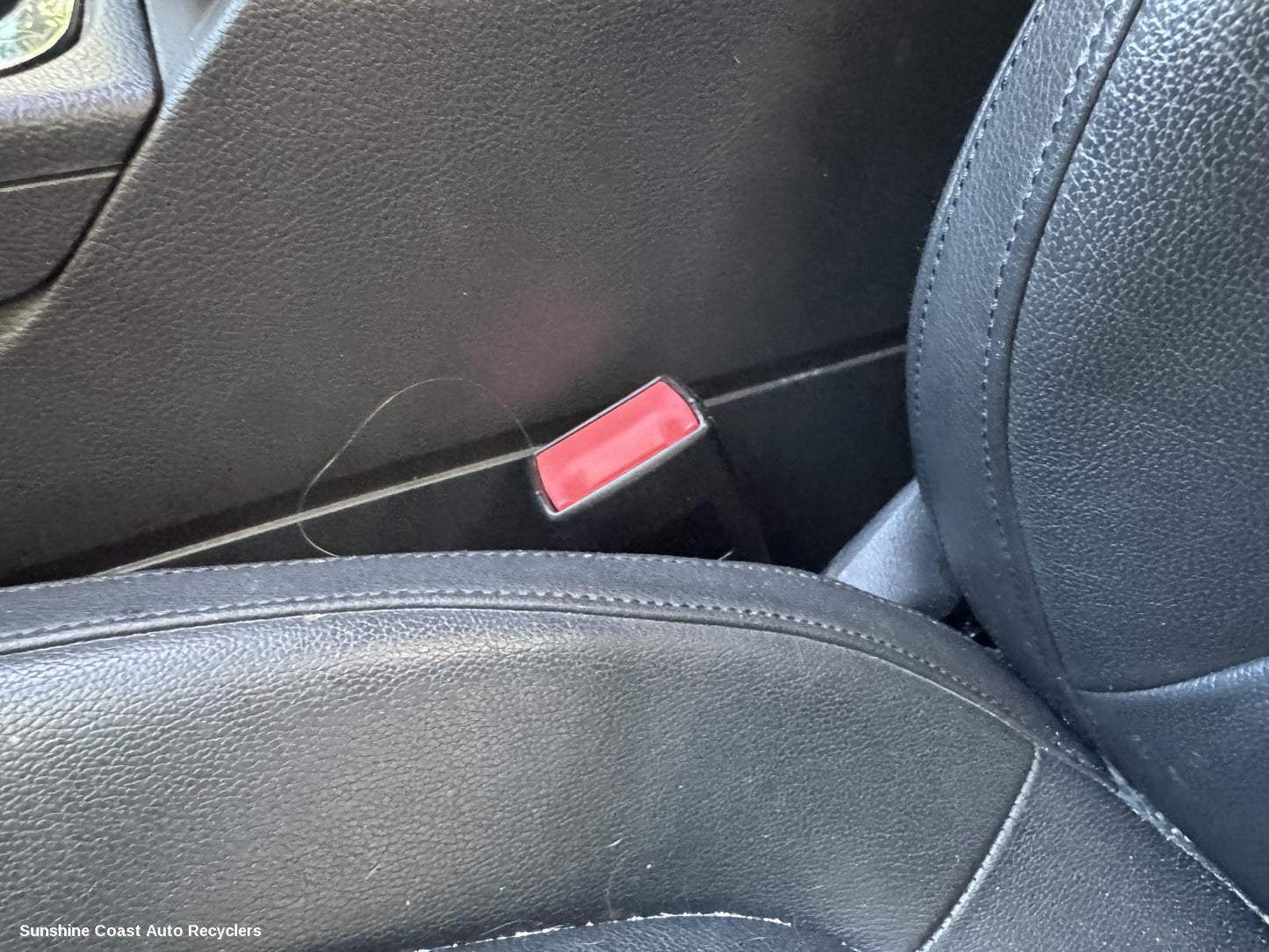 2010-2018 Volkswagen Touareg Seatbelt Stalk
