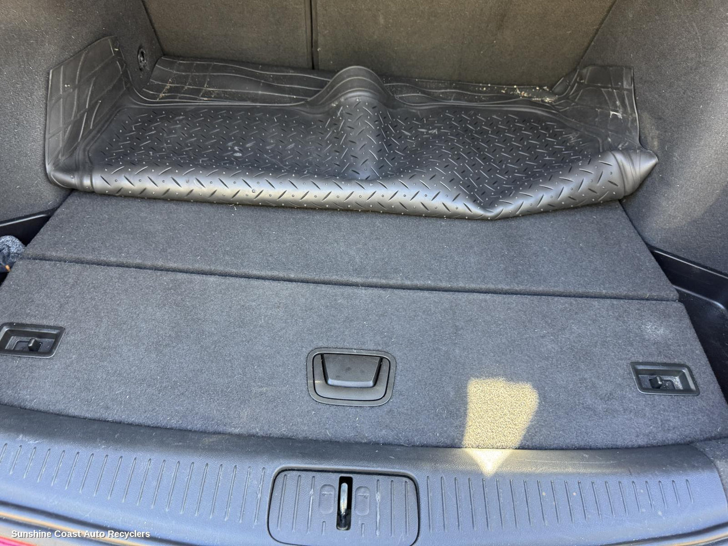 2014 Holden Cruze Floor Mats