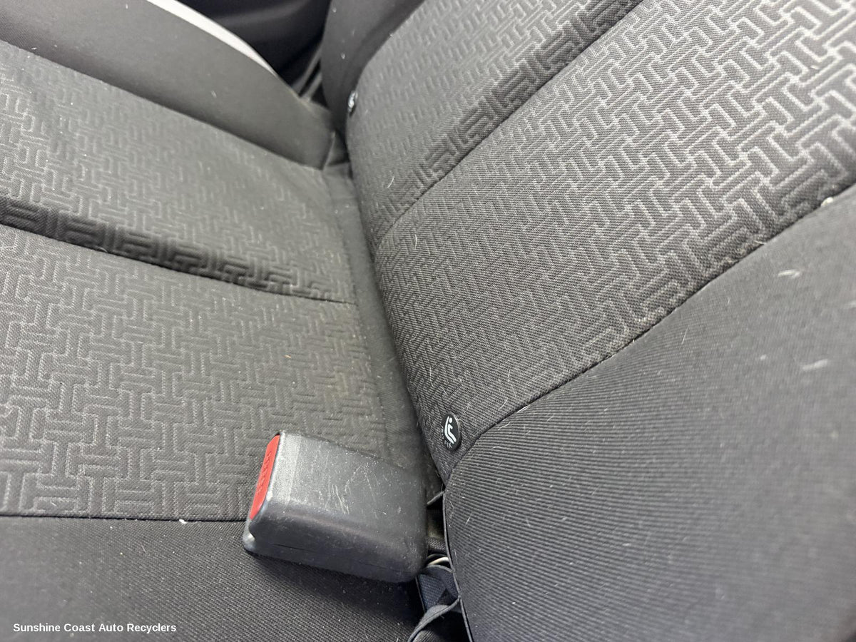 2016-2020 Holden Colorado Seatbelt Stalk
