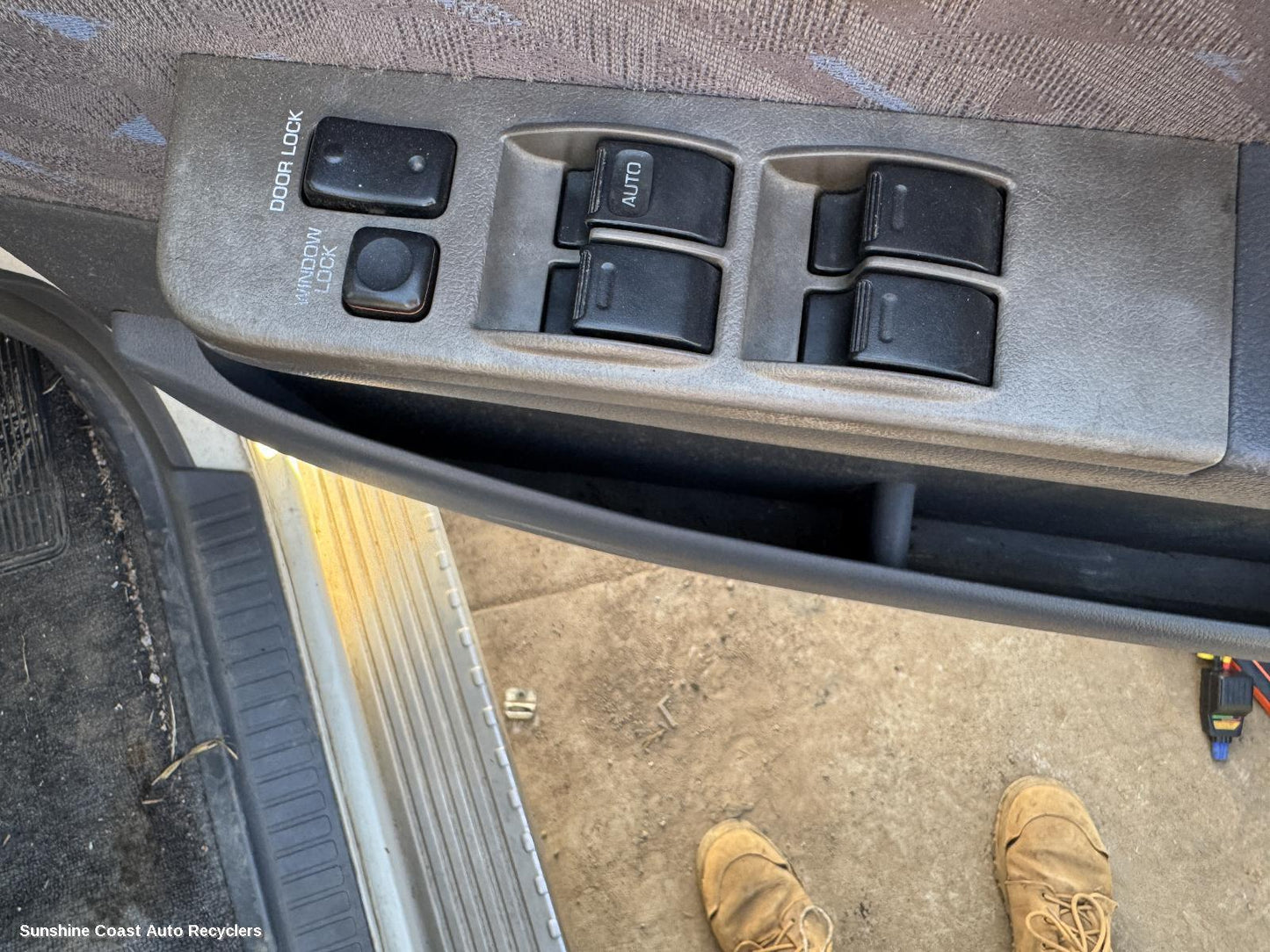 1996 Toyota Landcruiser Pwr Dr Wind Switch