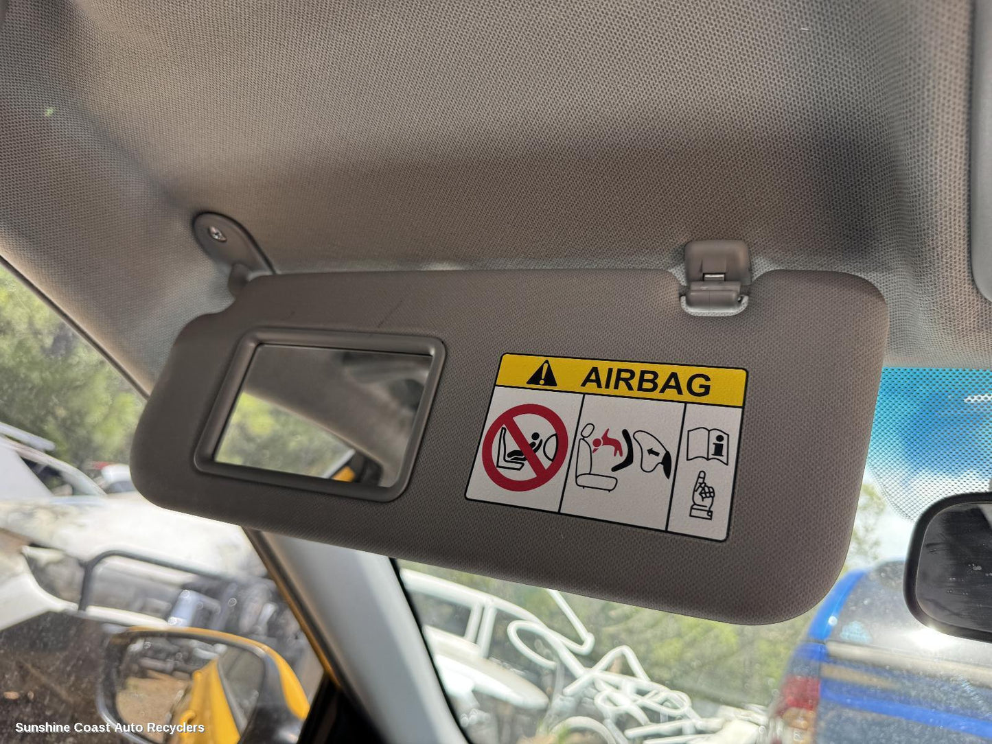 2015 Hyundai Accent Sunvisor