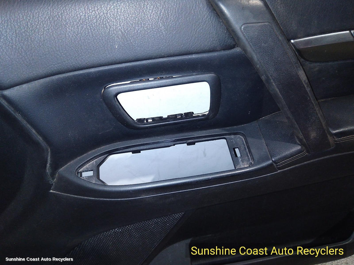 2006-2011 Mitsubishi Pajero Door Trim