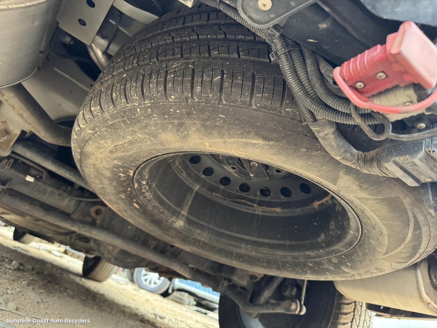 2022 Ldv D90 Spare Wheel Winch