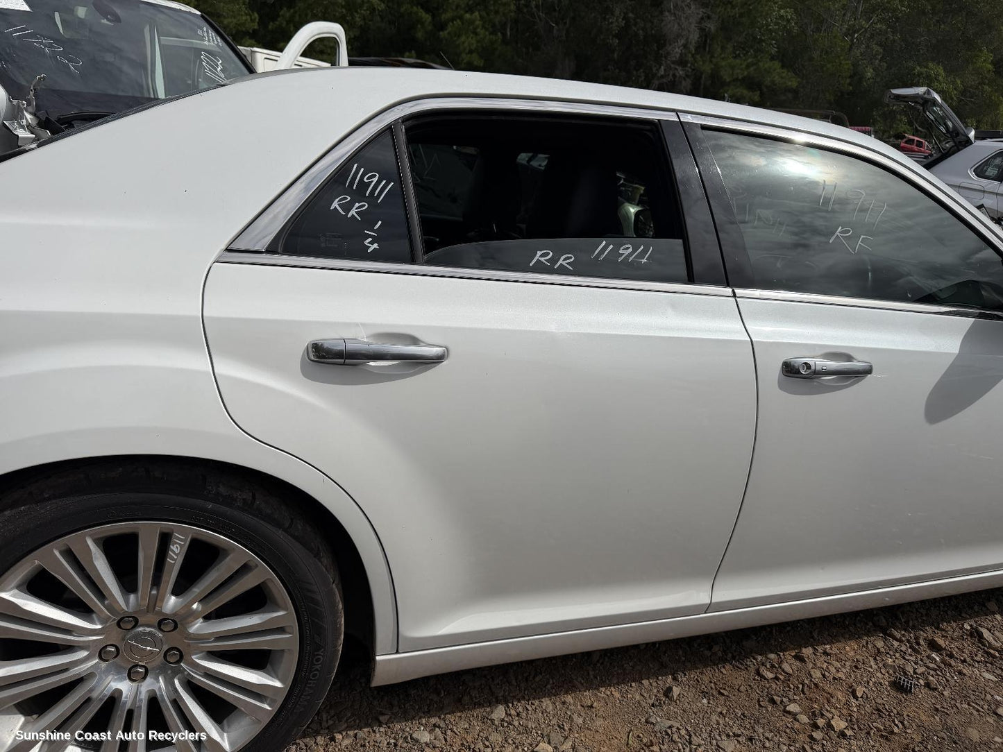 2012 Chrysler 300c Right Rear Door Window