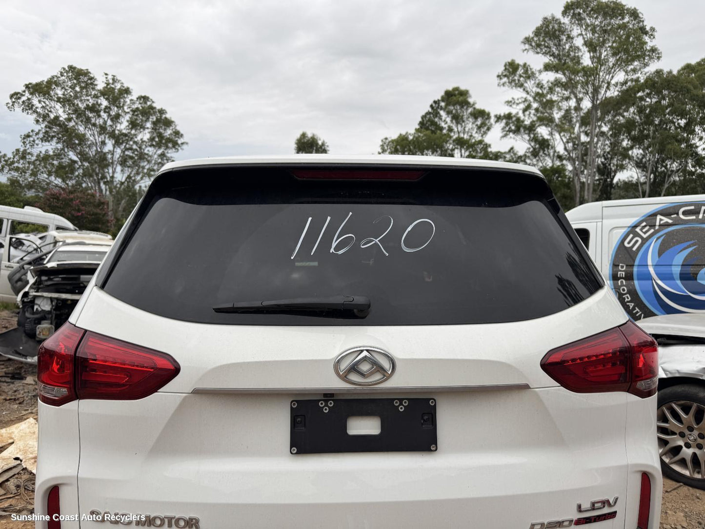 2022 Ldv D90 High Level Stoplight
