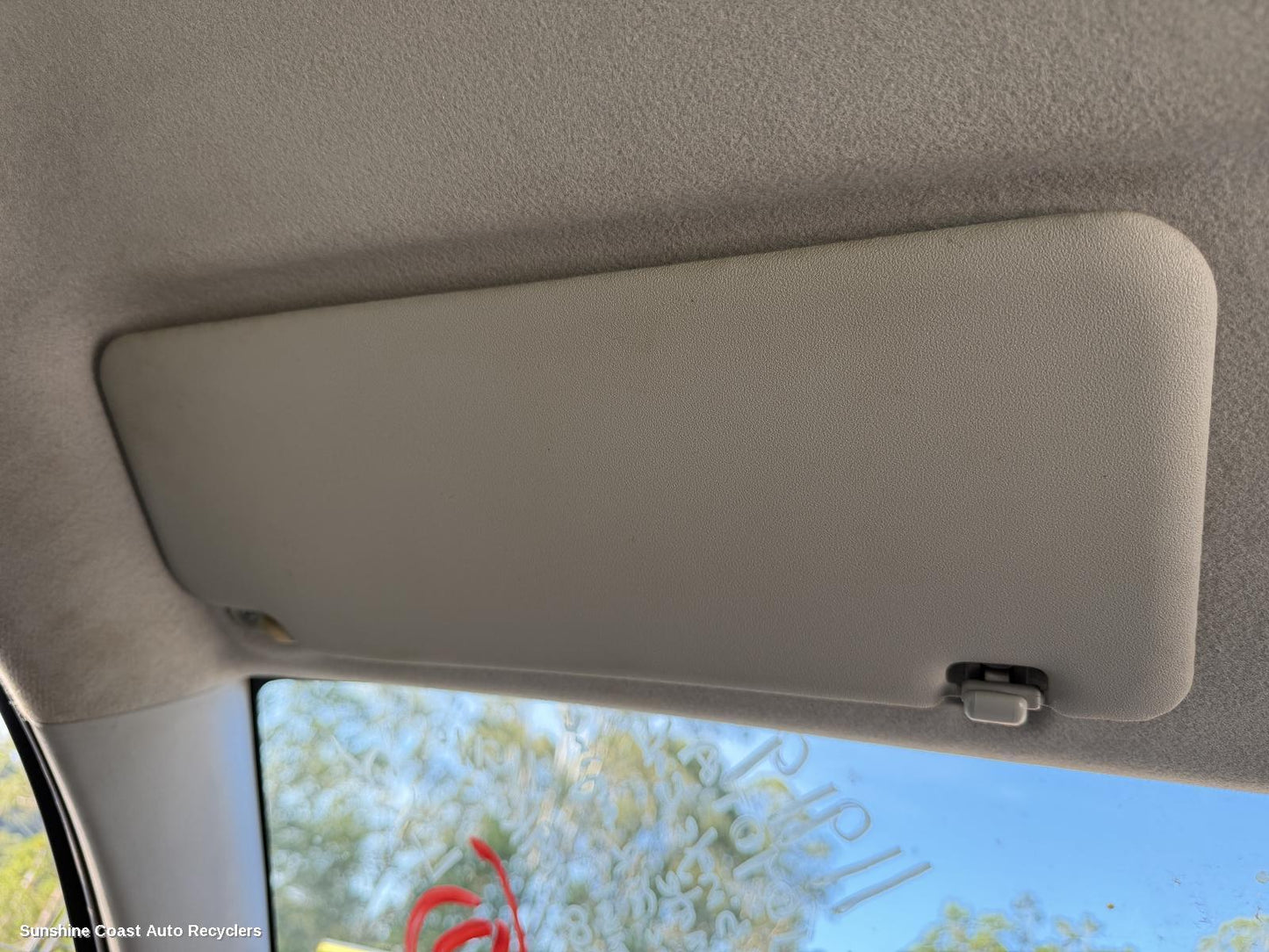 2005-2015 Toyota Hilux Sunvisor