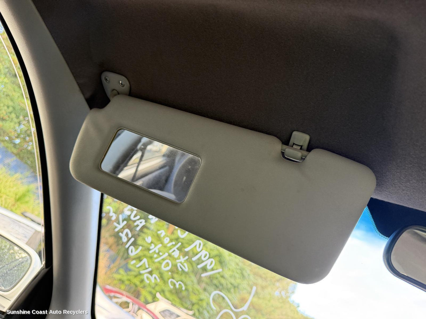 1997-2002 Toyota Camry Sunvisor