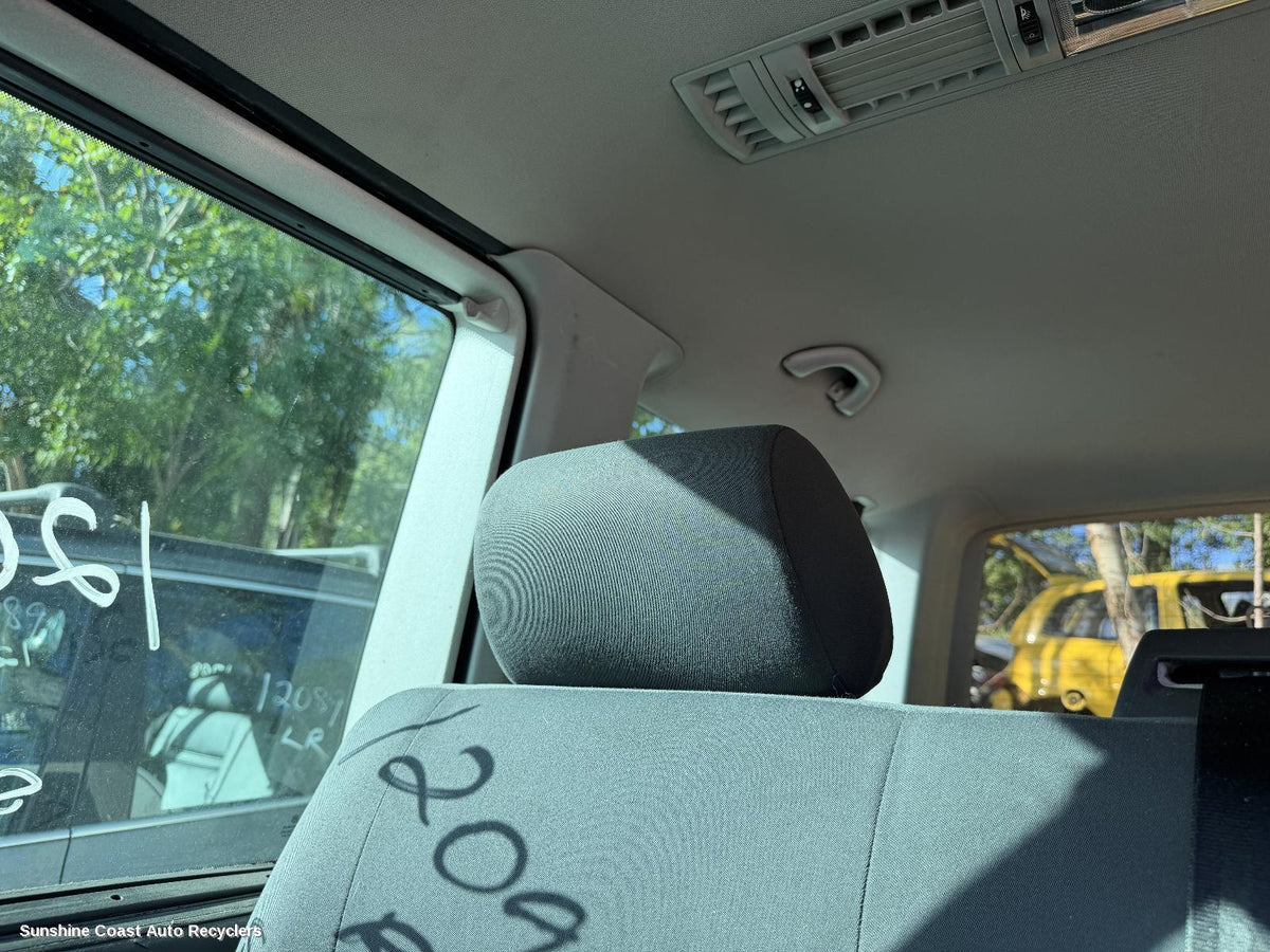 2004-2010 Volkswagen Transporter Headrest