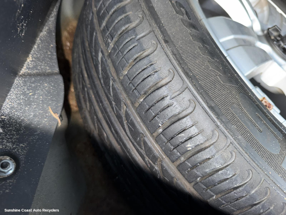 2004-2010 Kia Sportage Wheel Mag