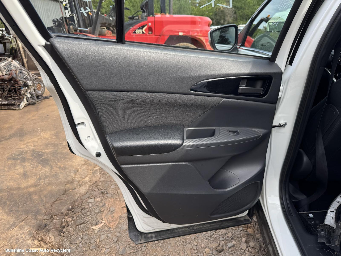 2023 Mitsubishi Eclipse Cross Door Handle