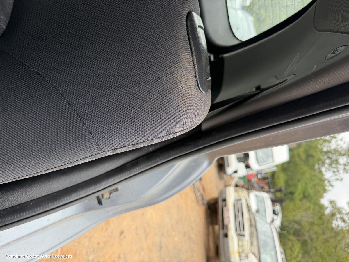 2011-2019 Ssangyong Korando Seatbelt Stalk