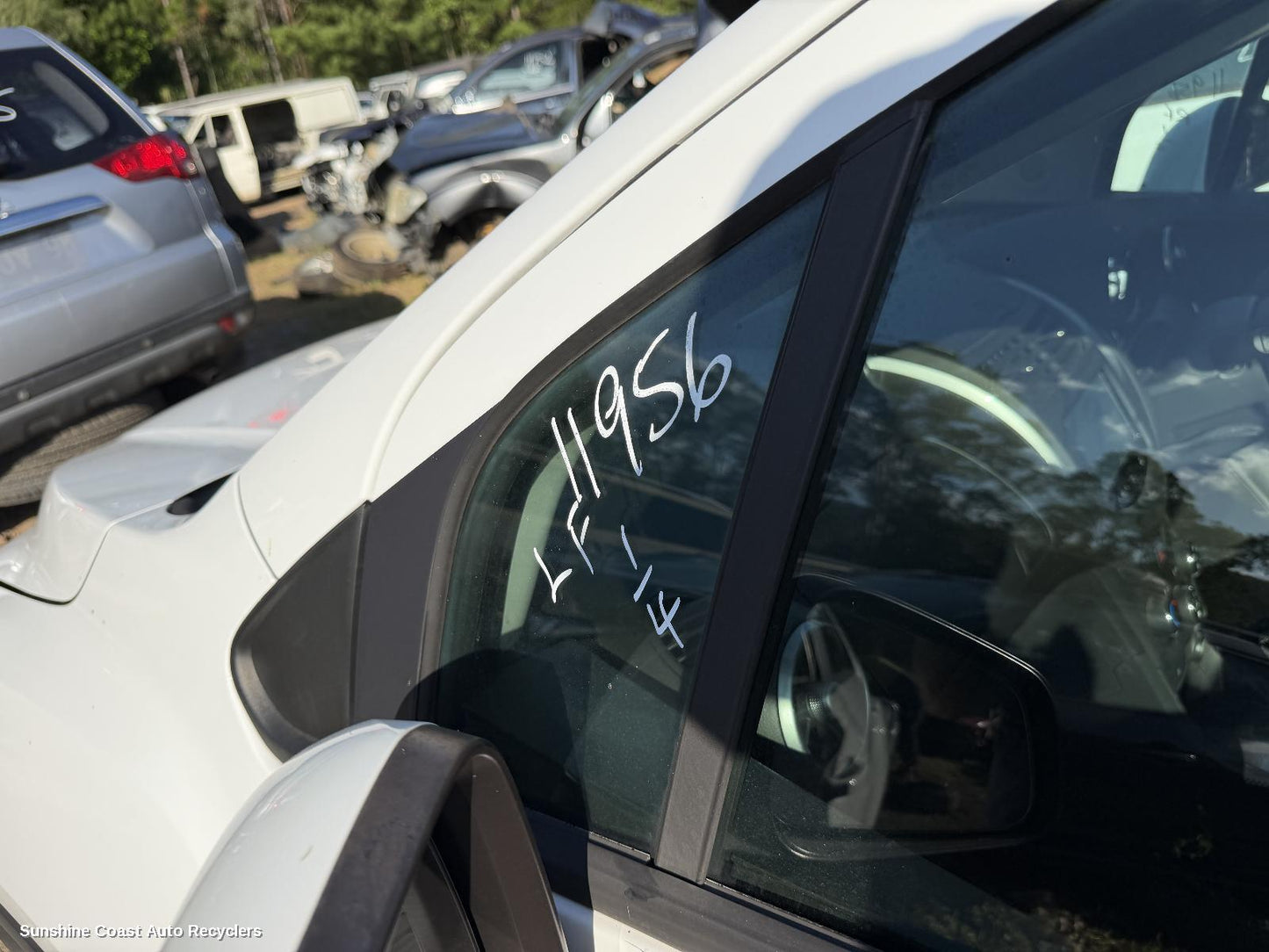 2013-2020 Holden Trax Left Front 1 4 Door Glass