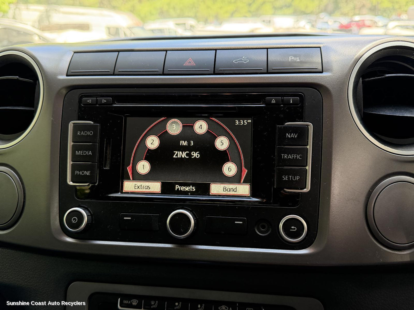 2010-2016 Volkswagen Amarok Radio Cd Dvd Sat Tv