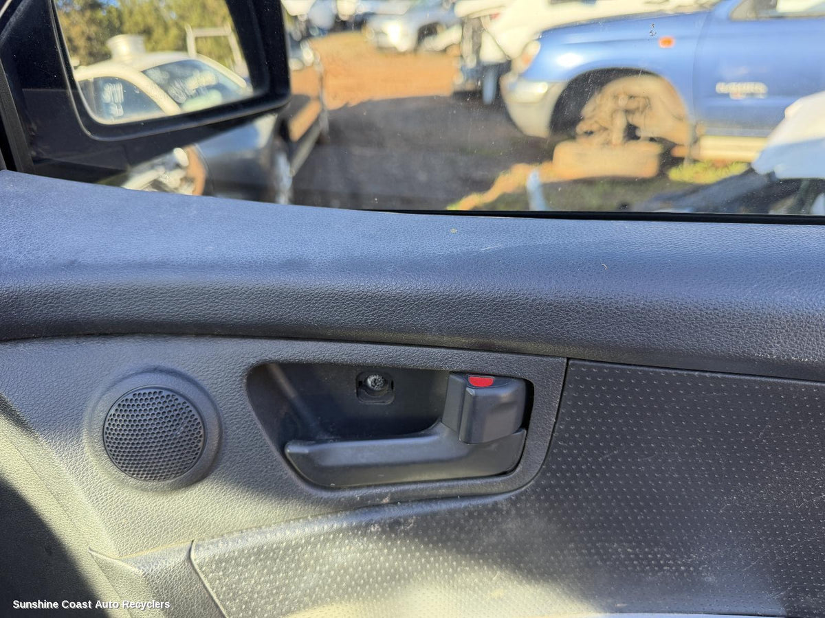 2005-2010 Kia Sportage Door Handle