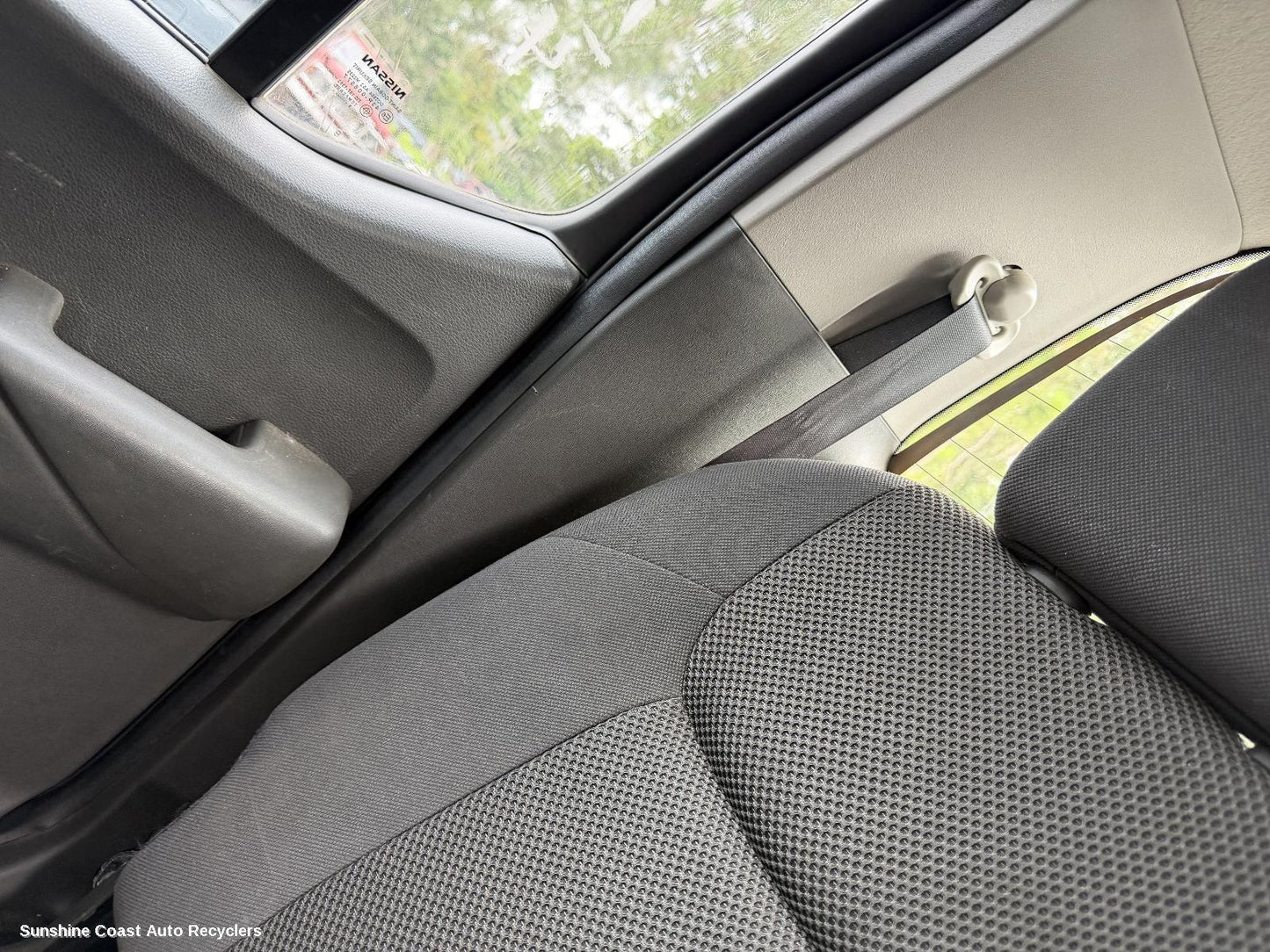 2011 Nissan Navara Seatbelt Stalk