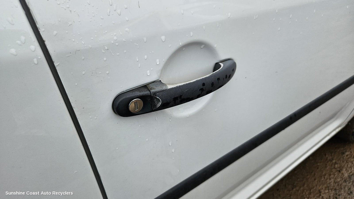 2005-2010 Volkswagen Caddy Door Handle