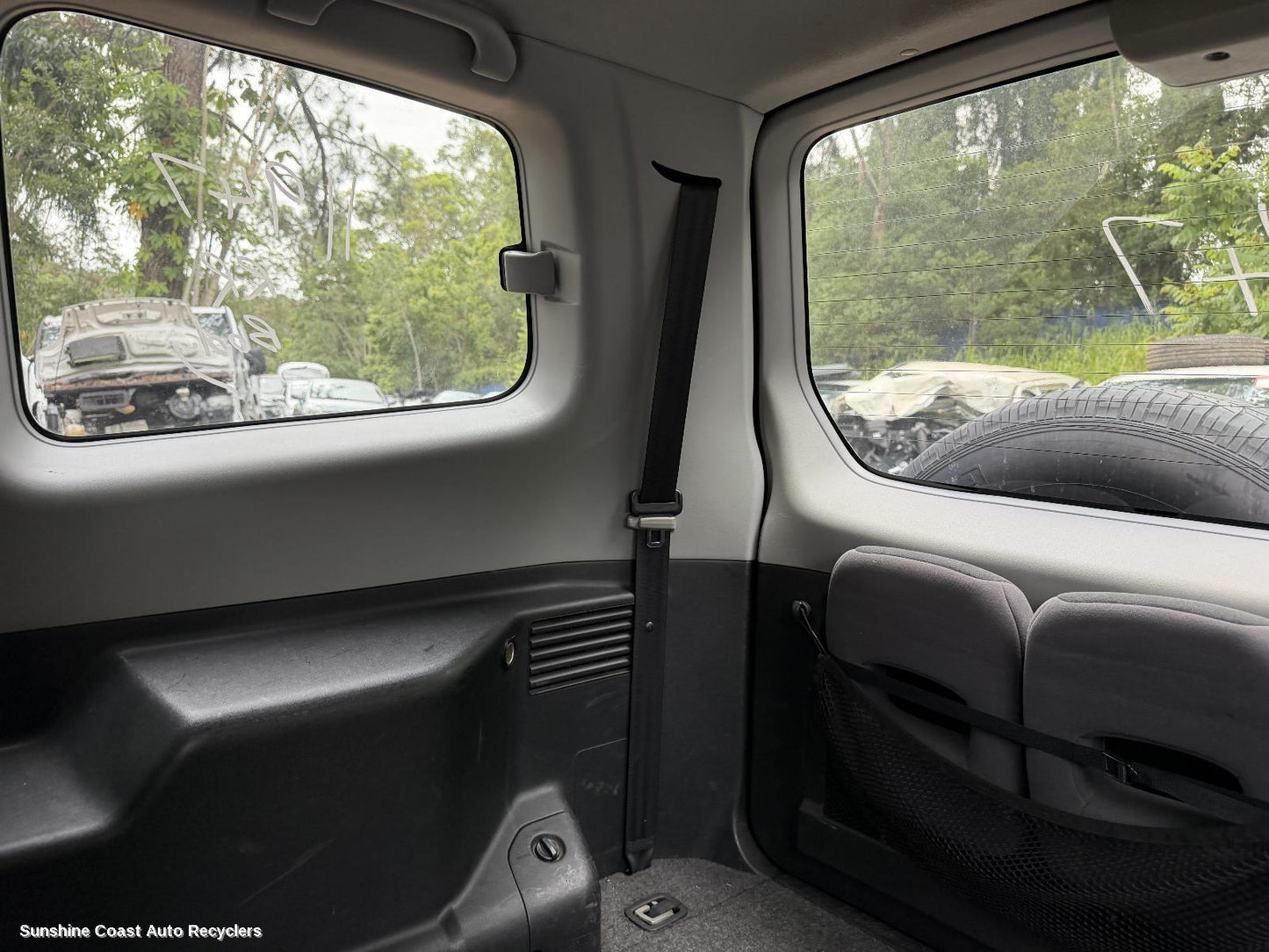 2002-2006 Mitsubishi Pajero Seatbelt Stalk