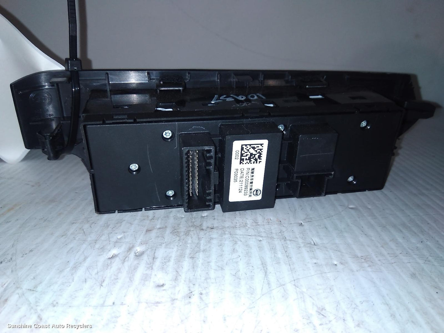 2021 Ldv D90 Pwr Dr Wind Switch