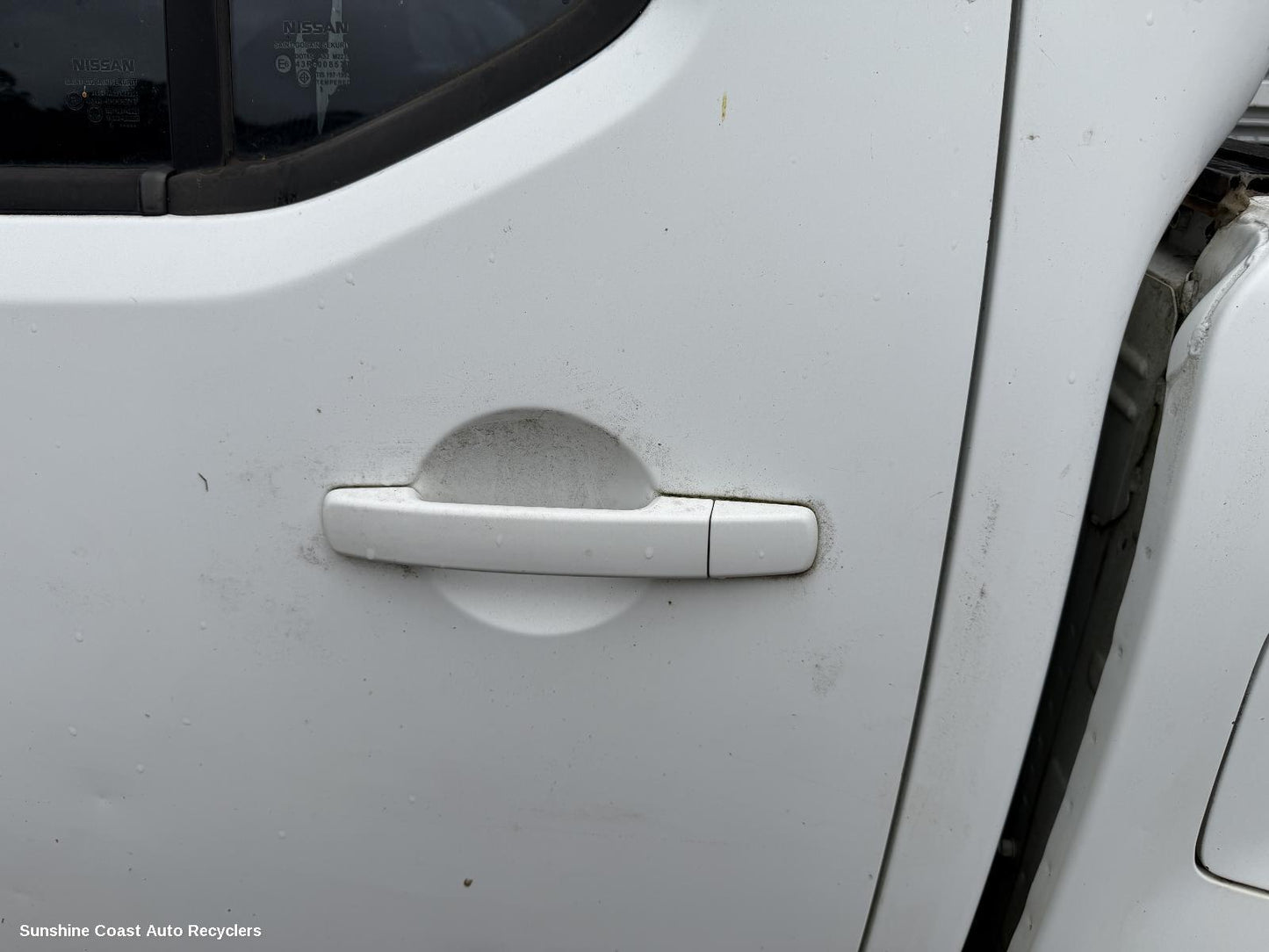 2011 Nissan Navara Door Handle