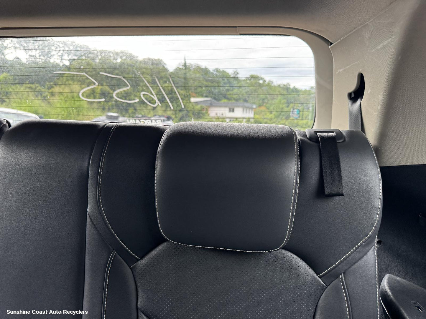 2022 Ldv D90 Headrest