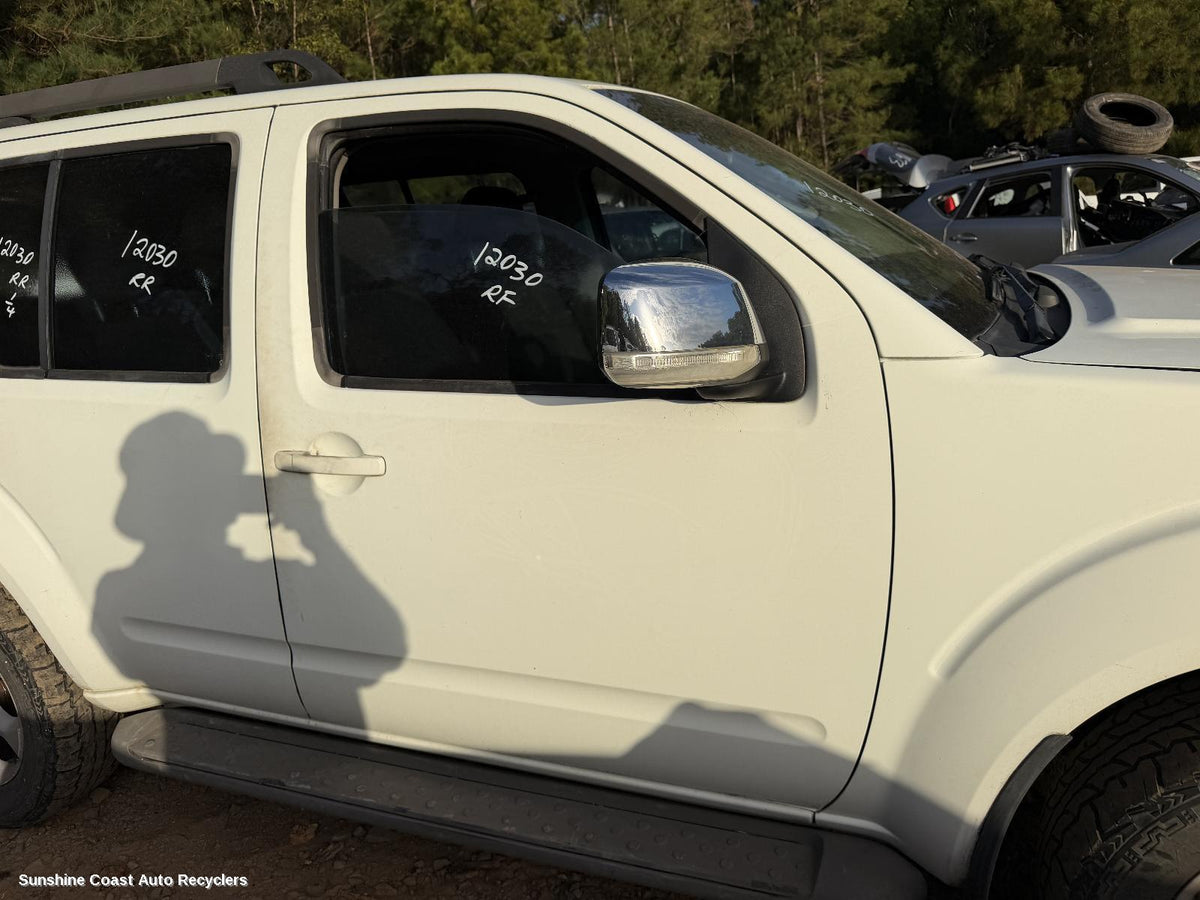 2005-2013 Nissan Pathfinder Right Front Door Window