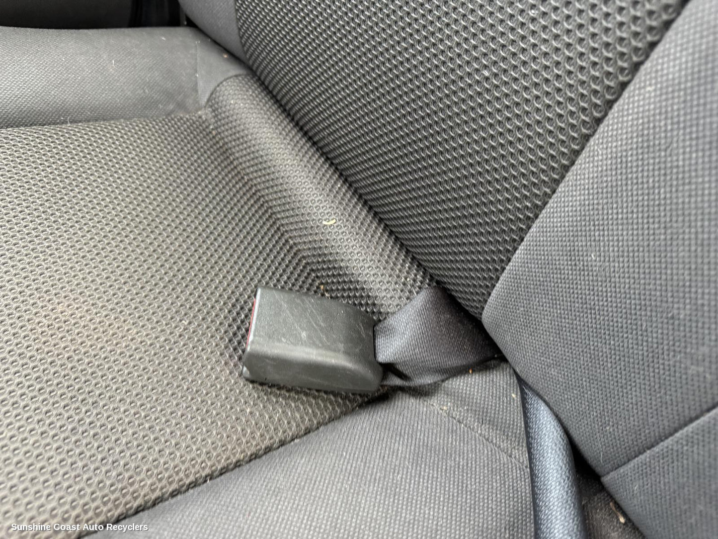 2010 Nissan Navara Seatbelt Stalk