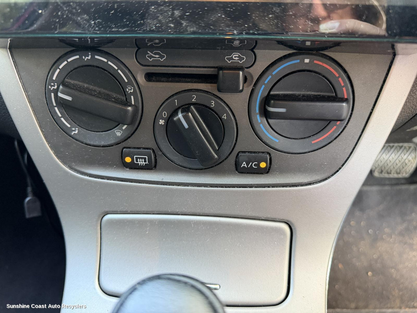 2012-2017 Nissan Pulsar Heater Ac Controls