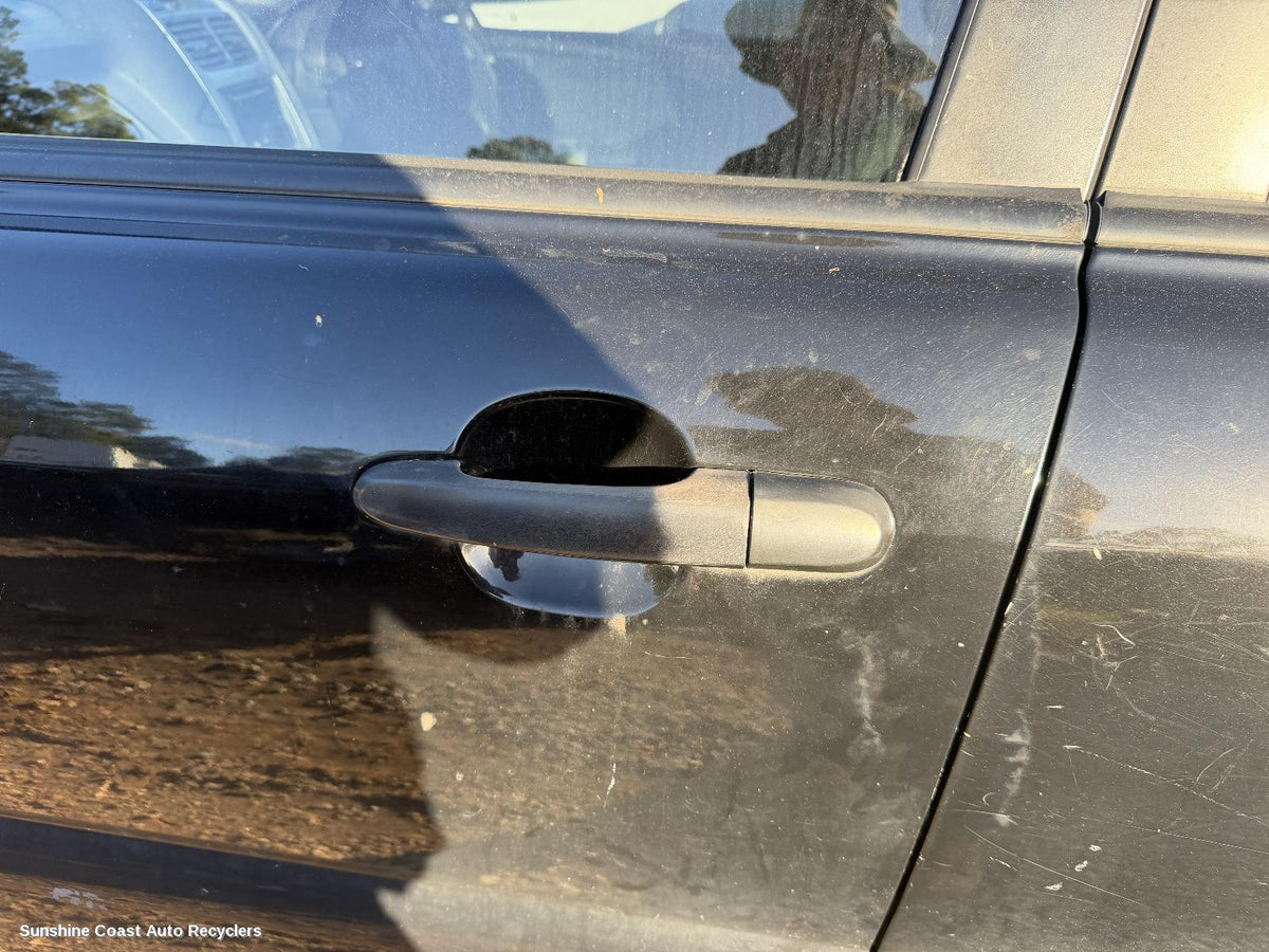 2005-2010 Kia Sportage Door Handle
