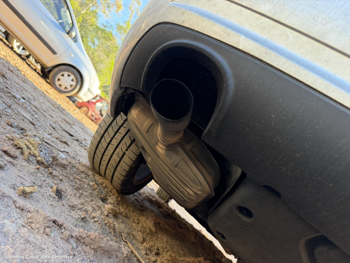 2006-2010 Mercedes R Class Silencer