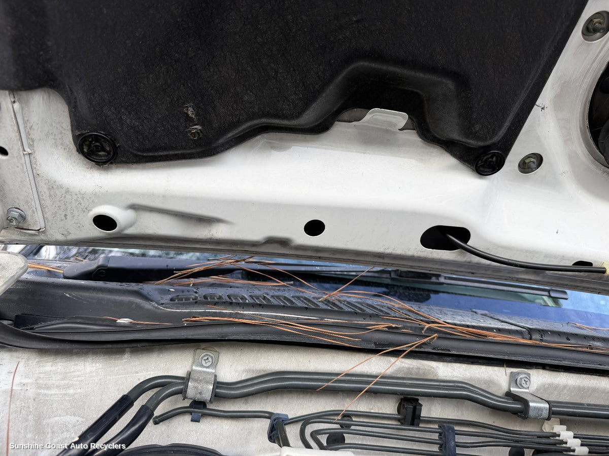 2001-2015 Nissan Navara Wiper Arm