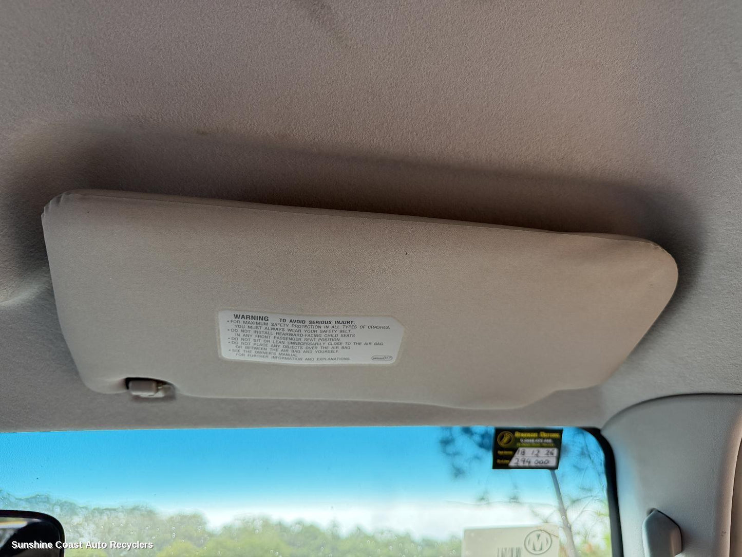 2002-2006 Mitsubishi Pajero Sunvisor