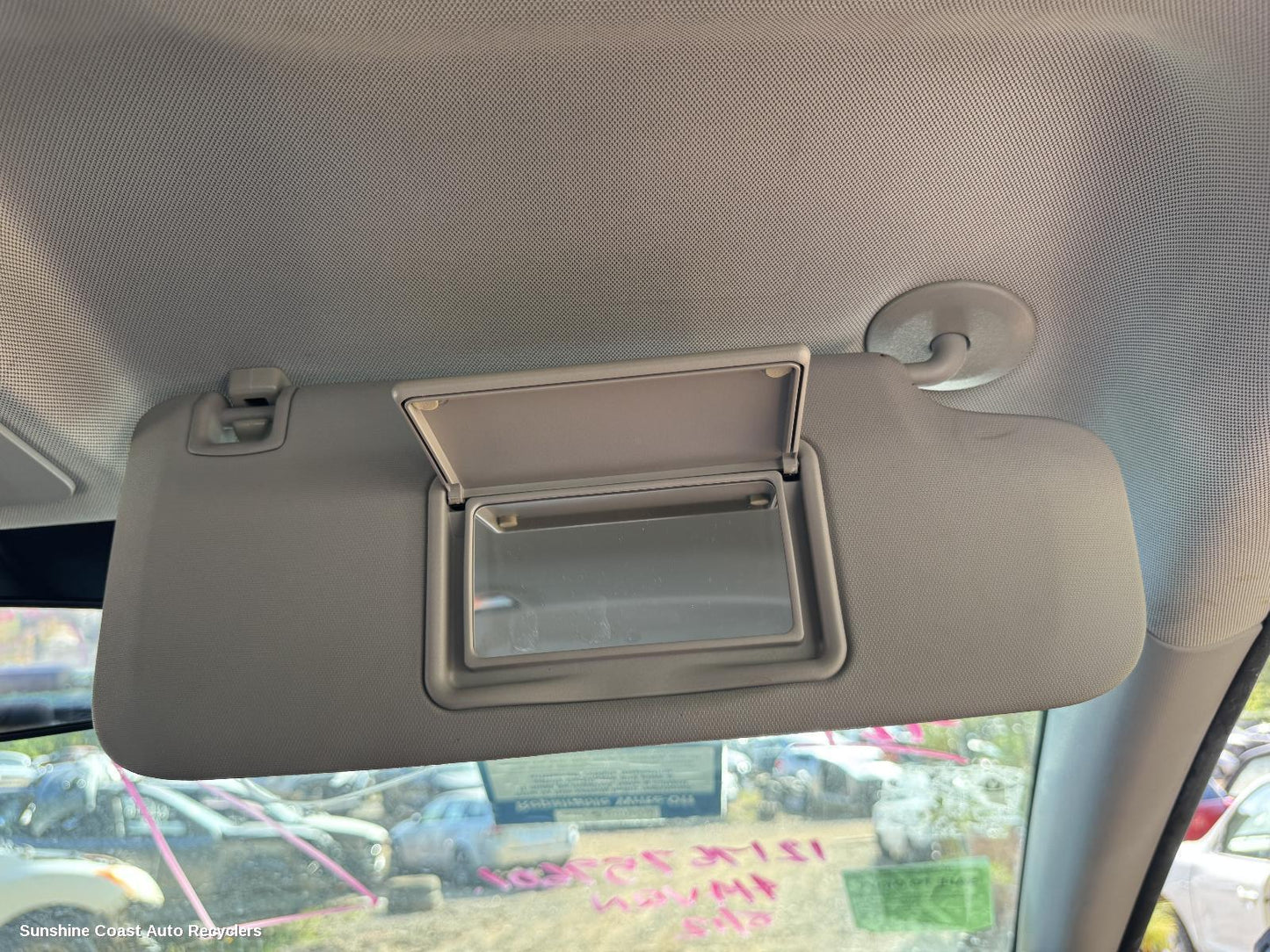 2015 Holden Cruze Sunvisor