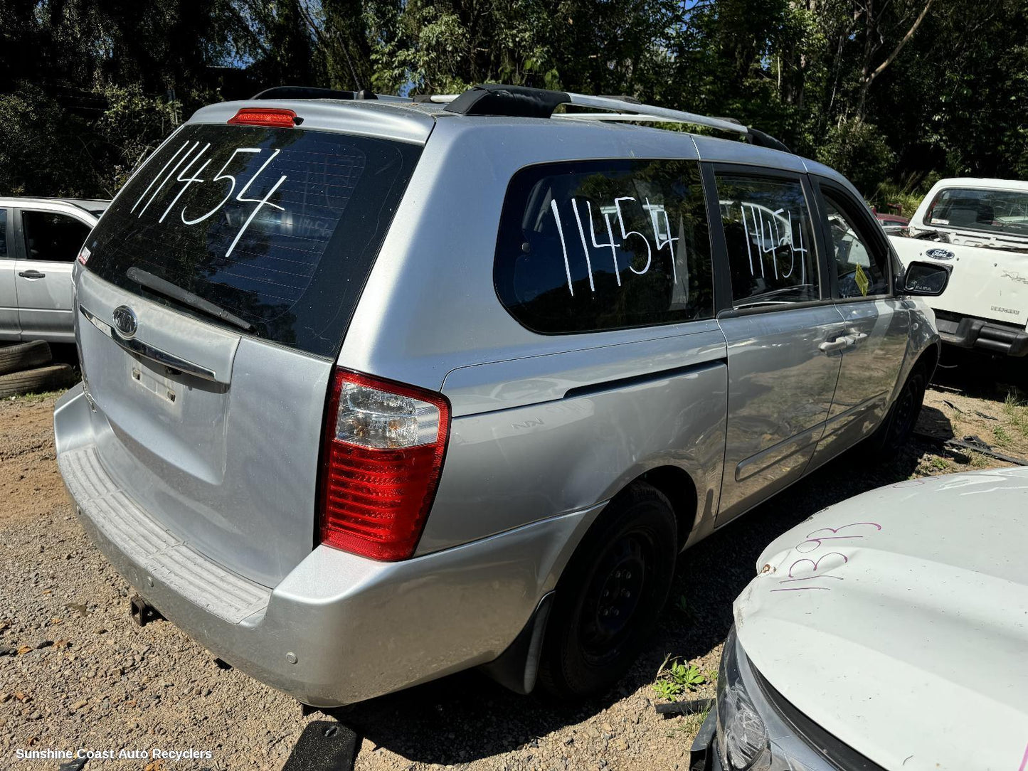 2010 Kia Carnival/grand Carnival Left Front Door