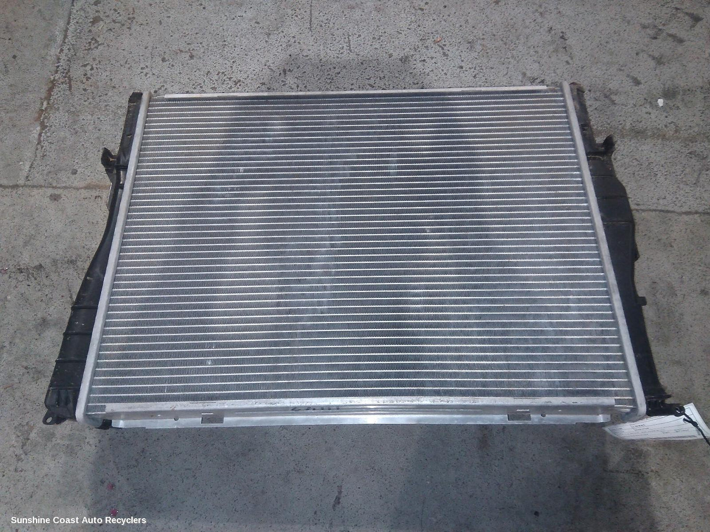 2005-2012 Bmw 3 Series Radiator