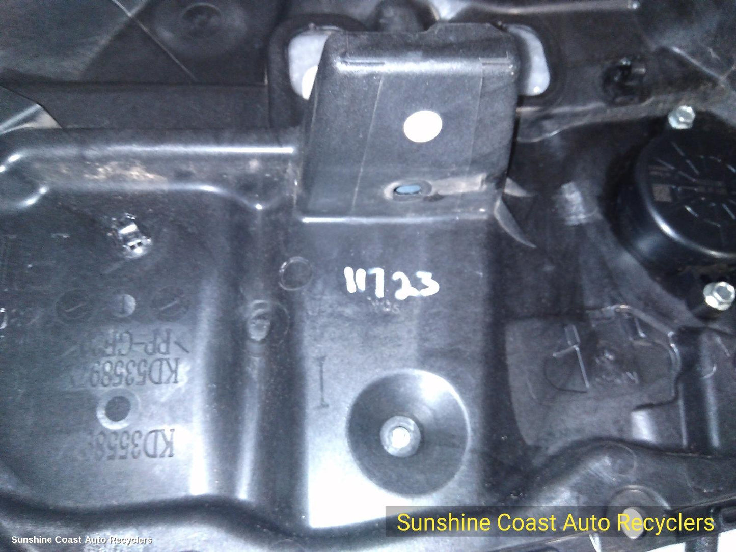 2012-2016 Mazda Cx5 Right Front Window Reg Motor