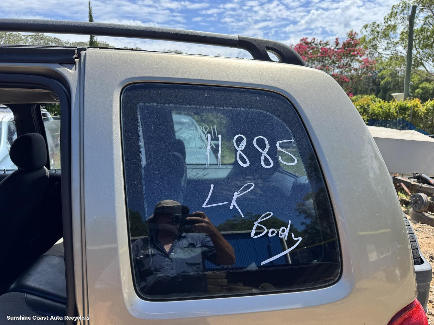 2004 Jeep Cherokee Left Rear Side Glass