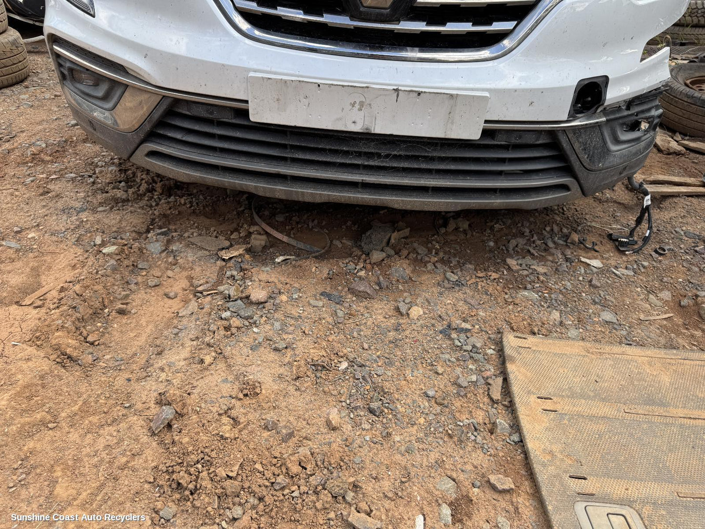 2021 Renault Kaleos Grille