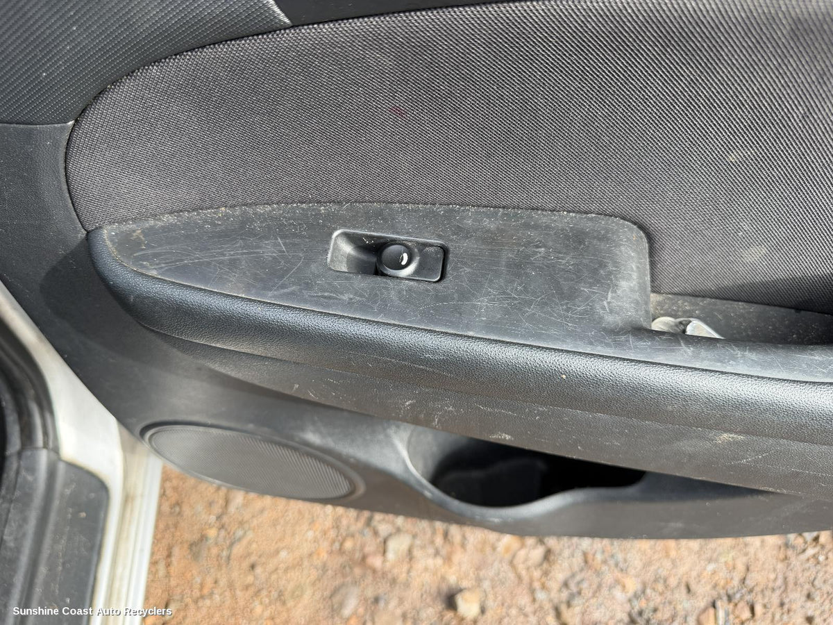 2009-2012 Hyundai I30 Door Trim