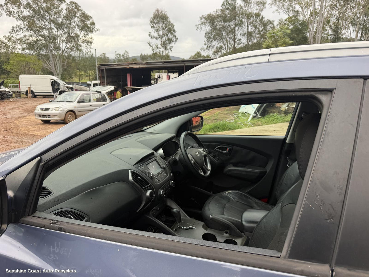 2009-2016 Hyundai Ix35 Left Front Door Window