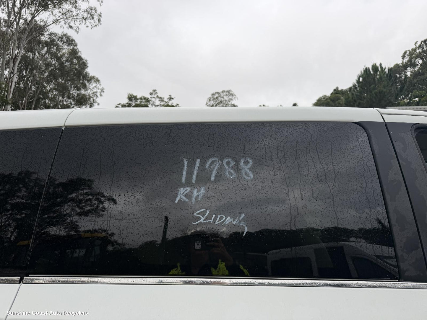 2015-2022 Ldv G10 Right Rear Door Window